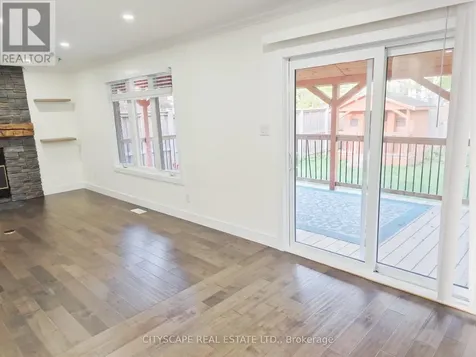 11 Ashely Court Kitchener ON N2E 2Z6