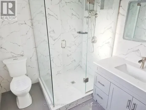 11 Ashely Court Kitchener ON N2E 2Z6