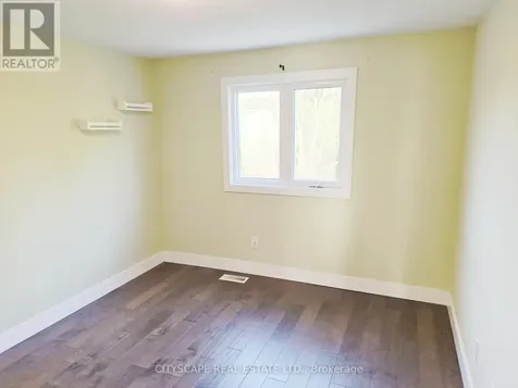 11 Ashely Court Kitchener ON N2E 2Z6