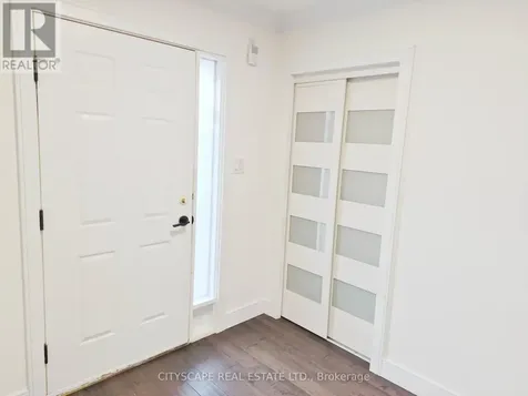 11 Ashely Court Kitchener ON N2E 2Z6