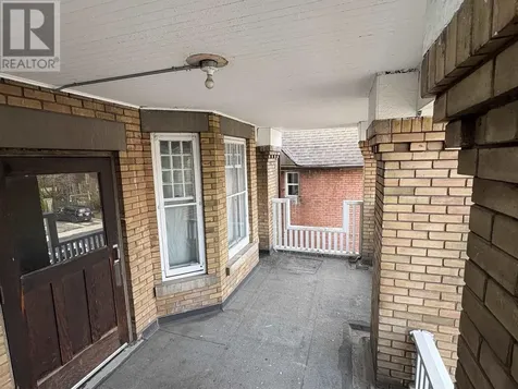 230 Brodie St N Thunder Bay ON P7C 3S5