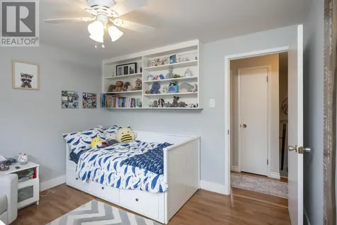 619 Cherrydale Place Thunder Bay ON P7E 3L8