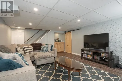 619 Cherrydale Place Thunder Bay ON P7E 3L8