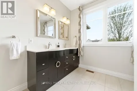 5 Nick Street Petawawa ON K8H 0B7