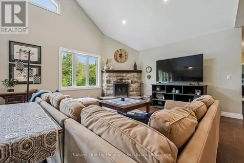6592 Forestell Road Puslinch ON N1H 6J3