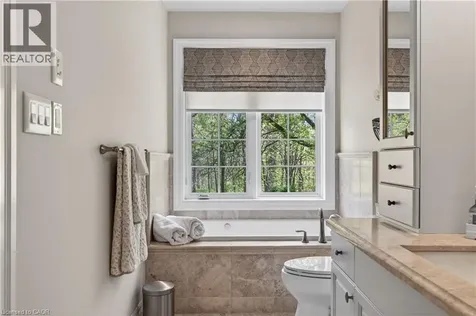 3 Sims Estate Place Kitchener ON N2A 0A5