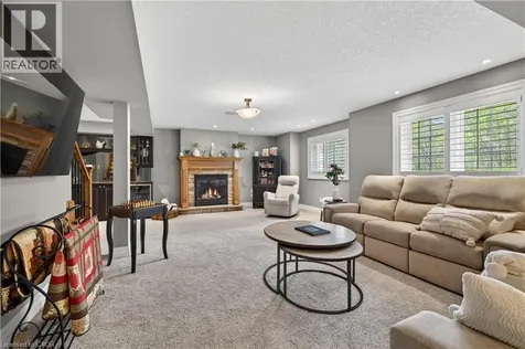 3 Sims Estate Place Kitchener ON N2A 0A5