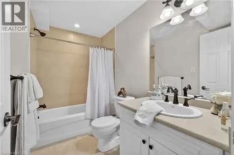 3 Sims Estate Place Kitchener ON N2A 0A5