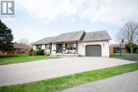 3 Belfast Circle Tillsonburg ON N4G 5G3