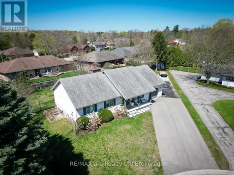 3 Belfast Circle Tillsonburg ON N4G 5G3