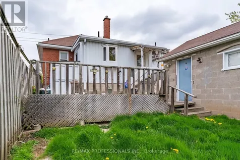 62 Strathcona Avenue Brantford ON N3S 1T8