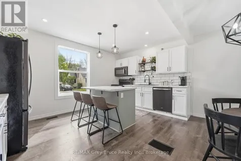 230 2nd Avenue Southeast Arran-elderslie ON N0G 1L0