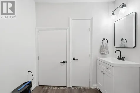 230 2nd Avenue Southeast Arran-elderslie ON N0G 1L0