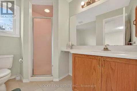 1824 Summerfields Crescent Ottawa ON K1C 7B8
