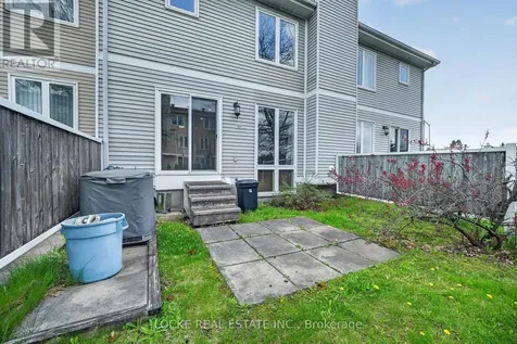 1824 Summerfields Crescent Ottawa ON K1C 7B8