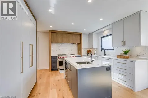 54 Deerview Avenue Ancaster ON L9G 4R8