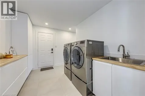 54 Deerview Avenue Ancaster ON L9G 4R8