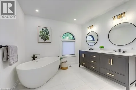 54 Deerview Avenue Ancaster ON L9G 4R8