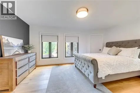 54 Deerview Avenue Ancaster ON L9G 4R8