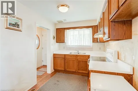 186 Adeline Avenue Hamilton ON L8H 5T8