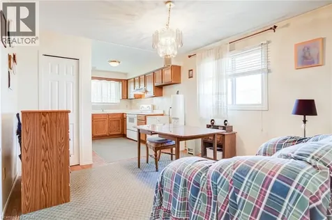 186 Adeline Avenue Hamilton ON L8H 5T8