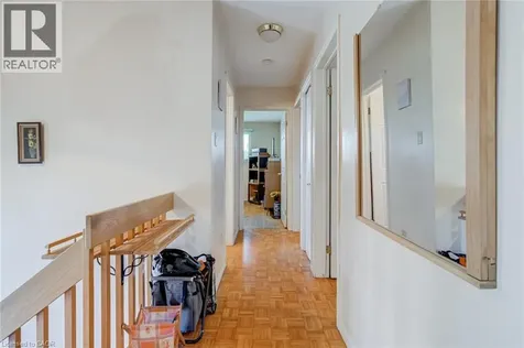 186 Adeline Avenue Hamilton ON L8H 5T8