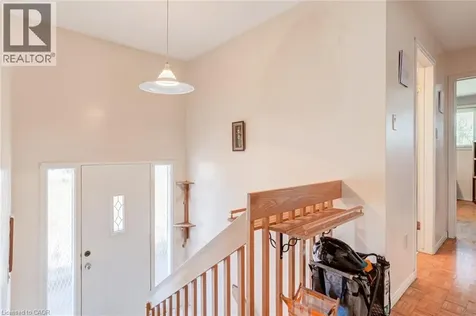 186 Adeline Avenue Hamilton ON L8H 5T8