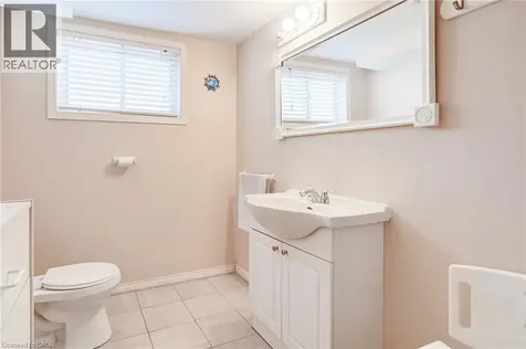 186 Adeline Avenue Hamilton ON L8H 5T8