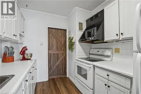 45 Westmount Road North Waterloo ON N2L 2R3