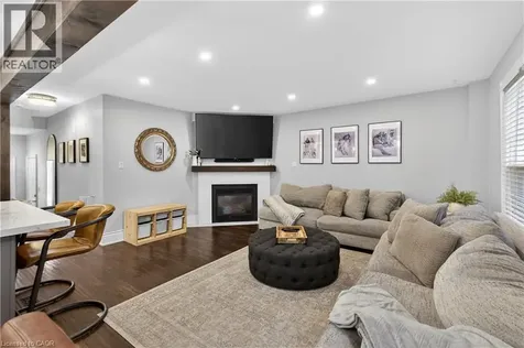 122 Hollybush Drive Hamilton ON L8B 0P1