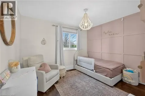 122 Hollybush Drive Hamilton ON L8B 0P1