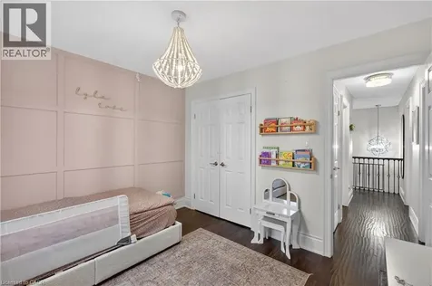 122 Hollybush Drive Hamilton ON L8B 0P1