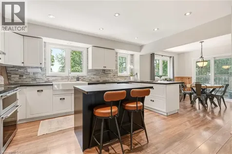2207 Jester Court Burlington ON L7P 3E8