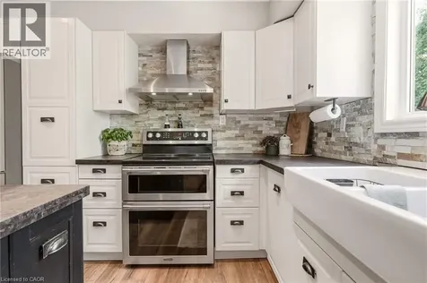2207 Jester Court Burlington ON L7P 3E8