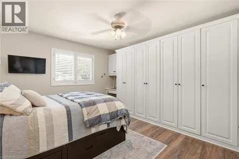 2207 Jester Court Burlington ON L7P 3E8
