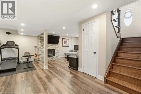 2207 Jester Court Burlington ON L7P 3E8