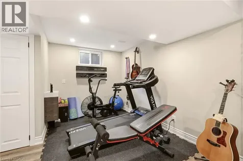 2207 Jester Court Burlington ON L7P 3E8
