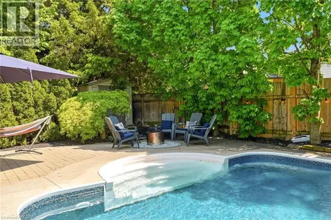 2207 Jester Court Burlington ON L7P 3E8