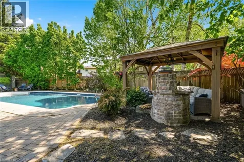 2207 Jester Court Burlington ON L7P 3E8