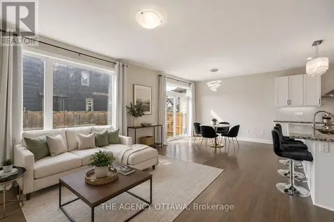 336 Barrett Farm Drive Ottawa ON K1T 0X8