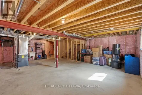 336 Barrett Farm Drive Ottawa ON K1T 0X8