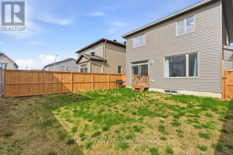 336 Barrett Farm Drive Ottawa ON K1T 0X8