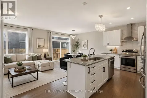 336 Barrett Farm Drive Ottawa ON K1T 0X8