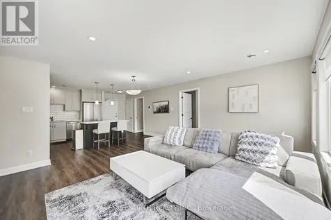 271 Belfort Street Russell ON K0A 1W0
