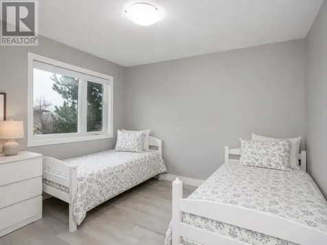 54 Meadowgreen Drive Garson ON P3L 0B1