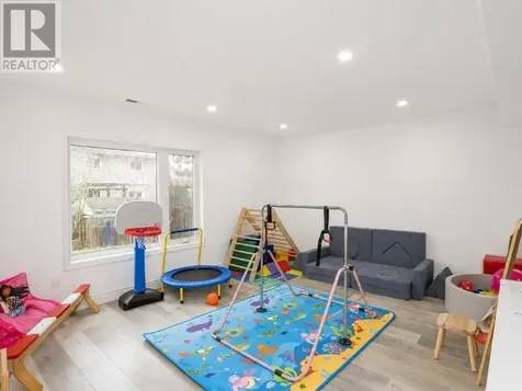54 Meadowgreen Drive Garson ON P3L 0B1