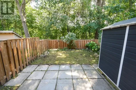 3194 Stockton Drive Ottawa ON K1T 1S1