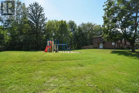 3194 Stockton Drive Ottawa ON K1T 1S1