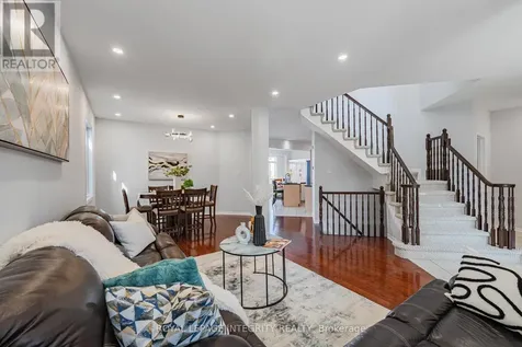 102 Whitestone Drive Ottawa ON K2C 4C5