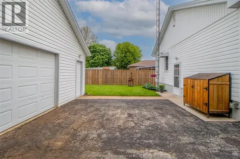 135 Alexandra Avenue Chatham ON N7M 1Y4